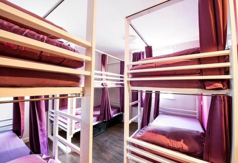 共用房间的床, Safestay London Elephant & Castle