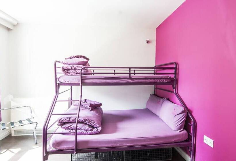 חדר סטנדרט לשלושה, Safestay London Elephant & Castle