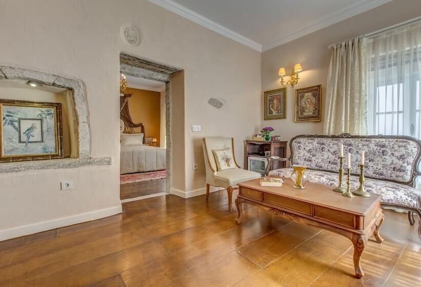 Suite, Erendira Hotel   Special Class