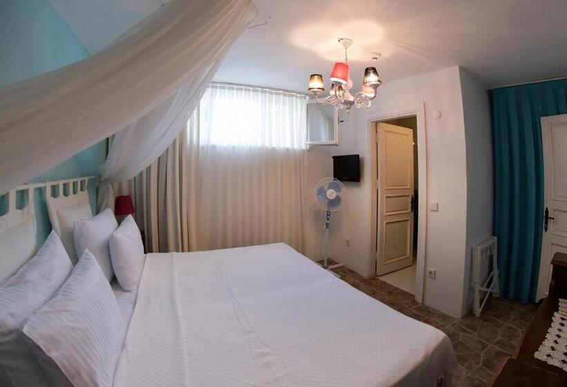 Quarto Economy, Erendira Hotel   Special Class