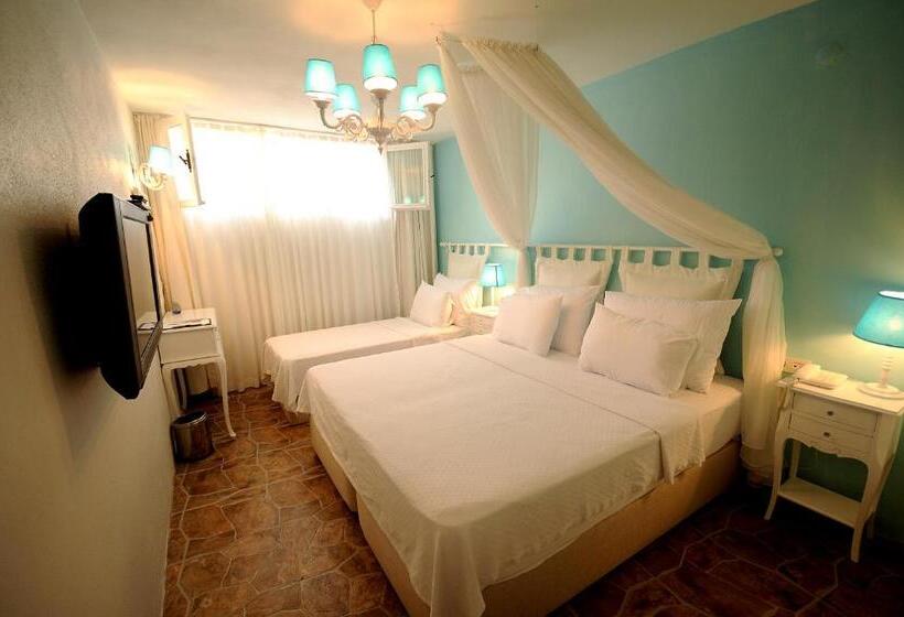 Quarto Triplo Economy, Erendira Hotel   Special Class