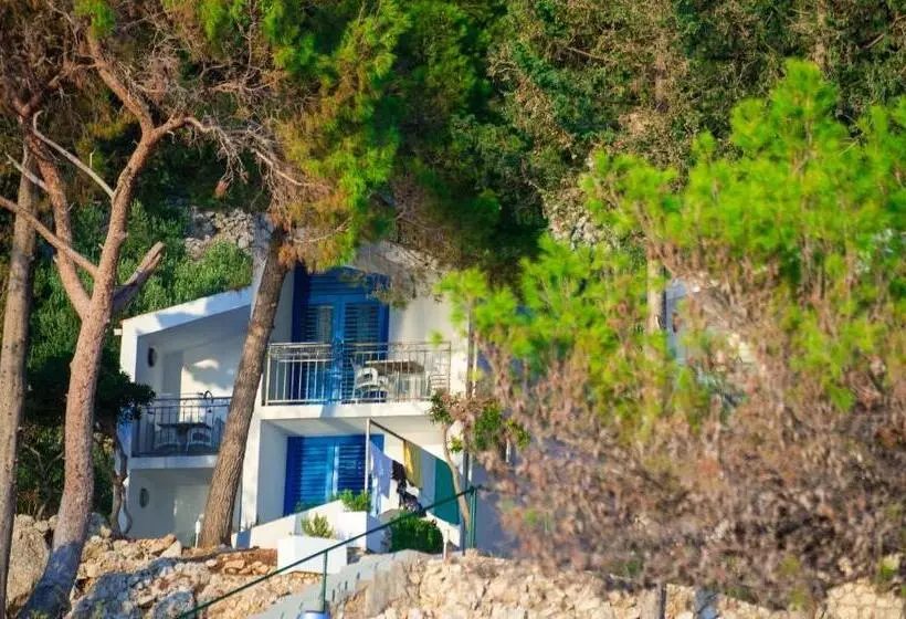 Triple Room Sea View, Beach