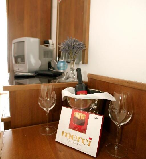 غرفة قياسية رباعية مطلة على البحر, Beach