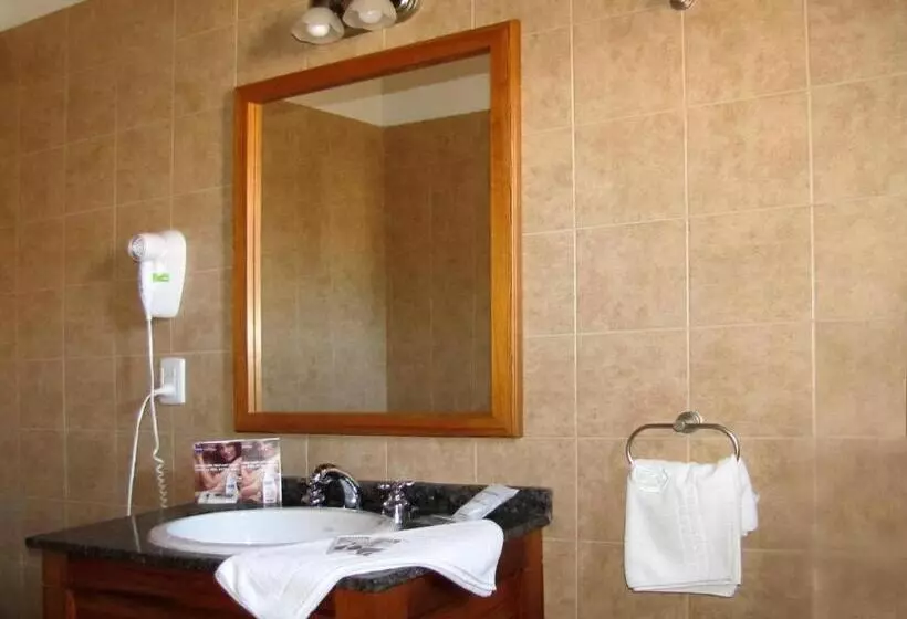 スタンダードスタジオ, Costa Serrana Apart