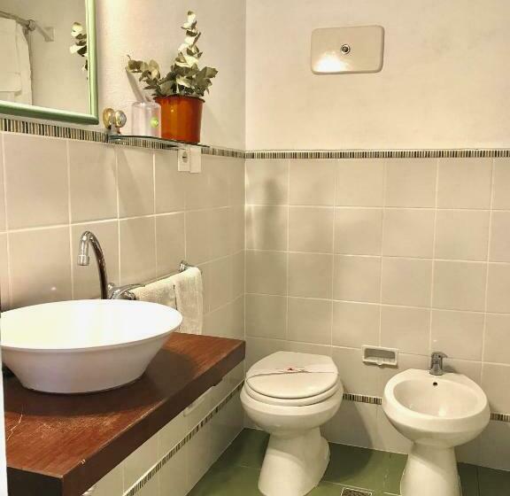 חדר סטנדרט, Dollar