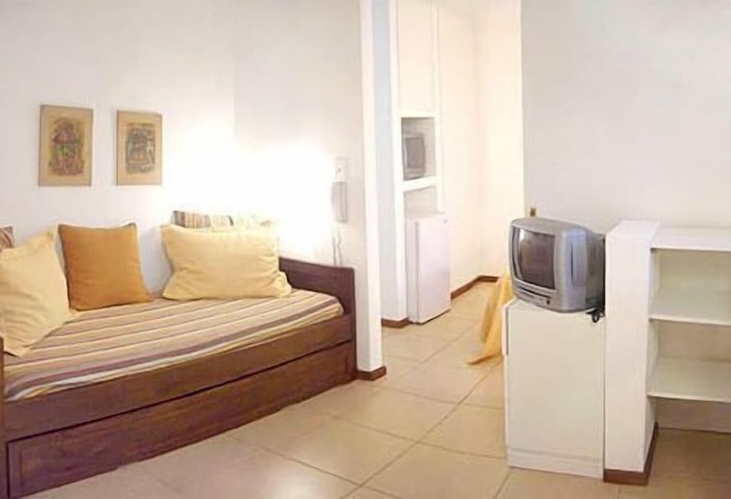 דירת חדר, Dollar