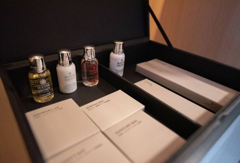 غرفة ديلوكس, Hidden Bay