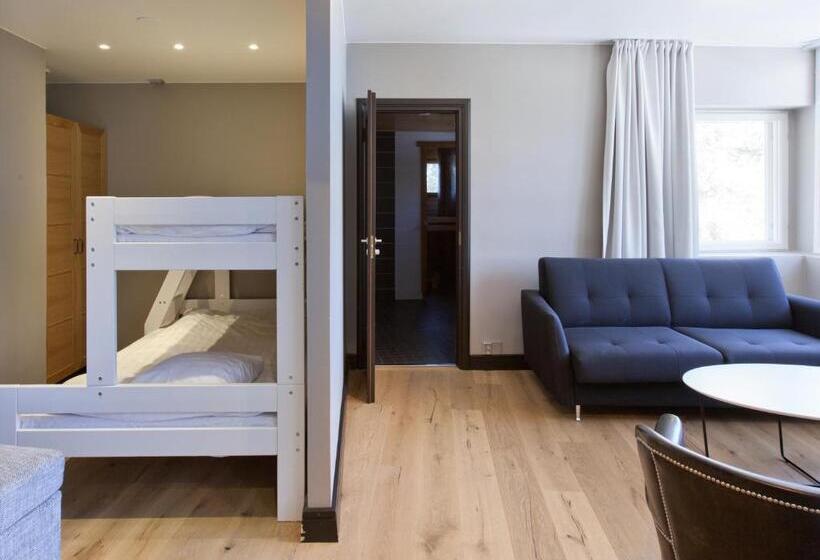 جناح, Holiday Club Kuusamon Tropiikki