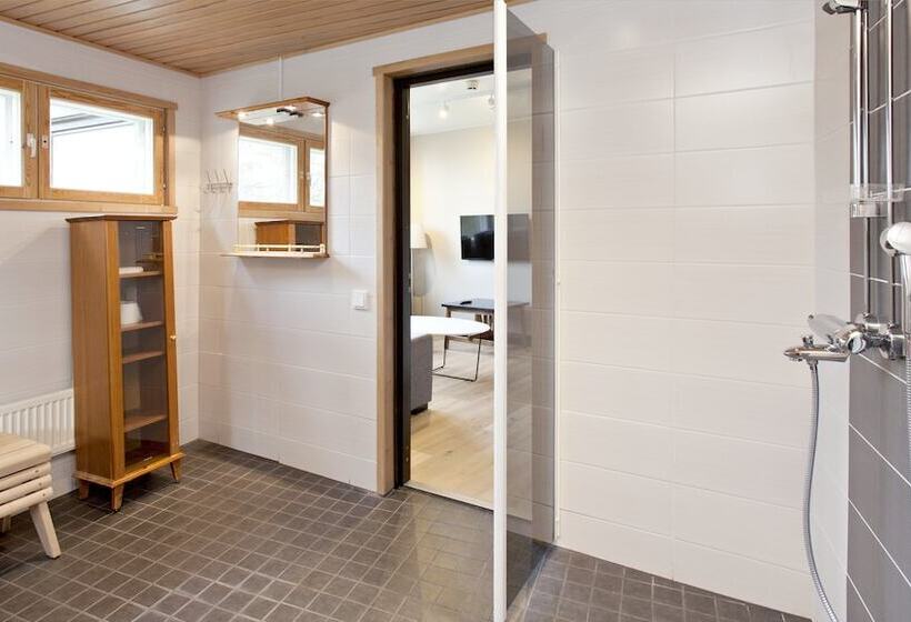 جناح, Holiday Club Kuusamon Tropiikki