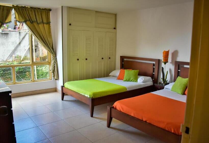 Четырехместный Номер Стандарт, La Terraza