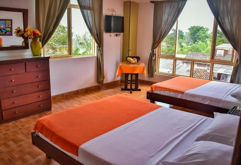 Четырехместный Номер Стандарт, La Terraza