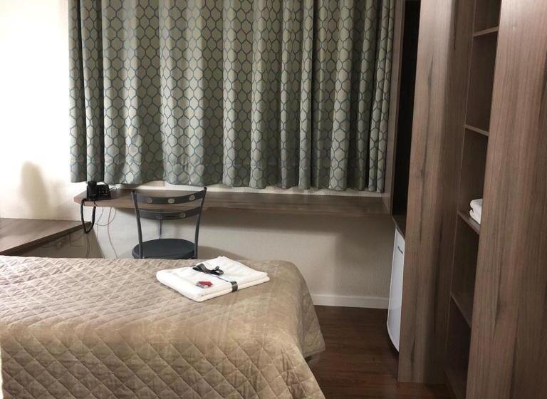 חדר דלוקס, Lh Plaza