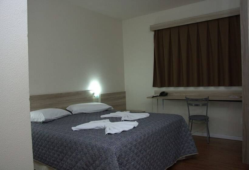 חדר דלוקס, Lh Plaza