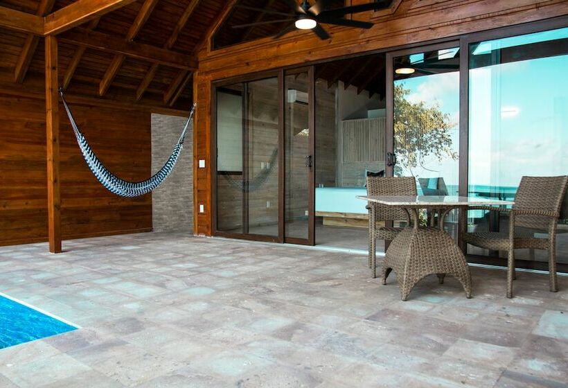 بانگلوی لوکس, The Resort At Marble Hill