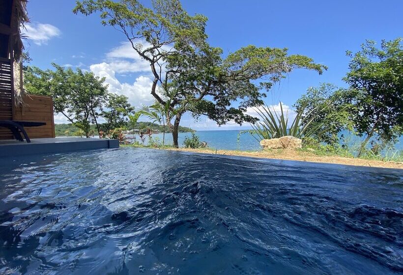بانگلوی لوکس, The Resort At Marble Hill