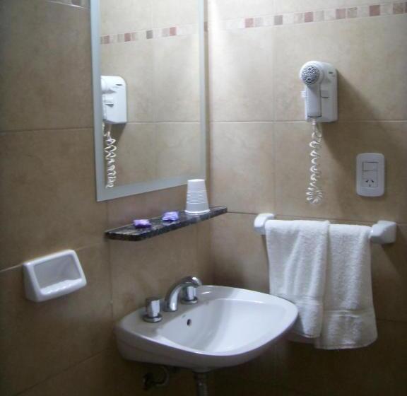 غرفة قياسية رباعية, Micro