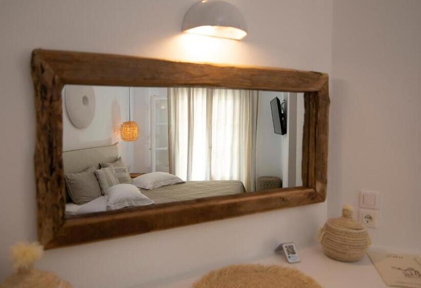 סוויטה, Nymfes