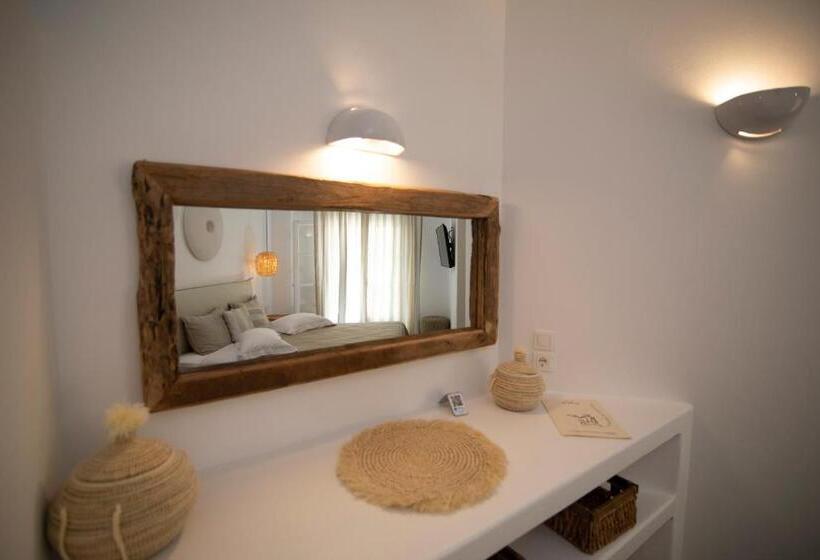 סוויטה, Nymfes