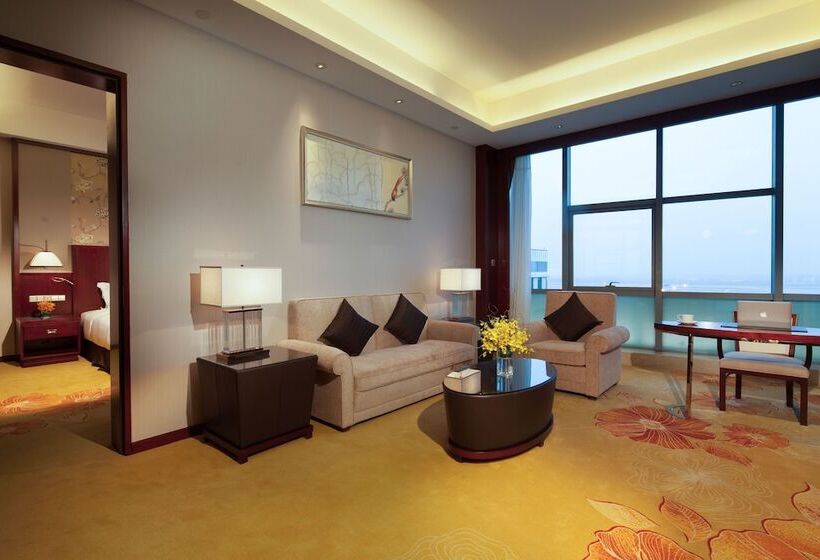Люкс Повышенной Комфортности, Regal Airport Hotel Xi An