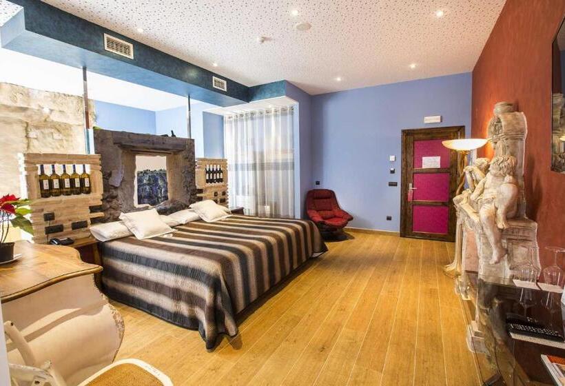 جناح, Spa El Lagar De Isilla