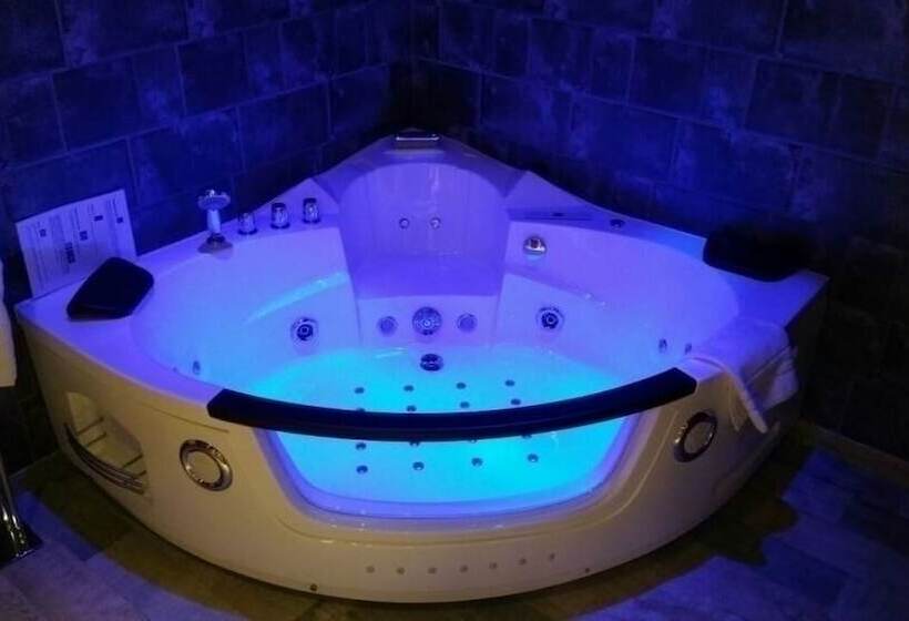 Полулюкс, Spa El Lagar De Isilla
