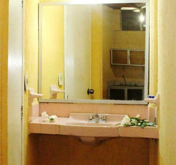 استودیوی استاندارد, Suites Elia Noemi