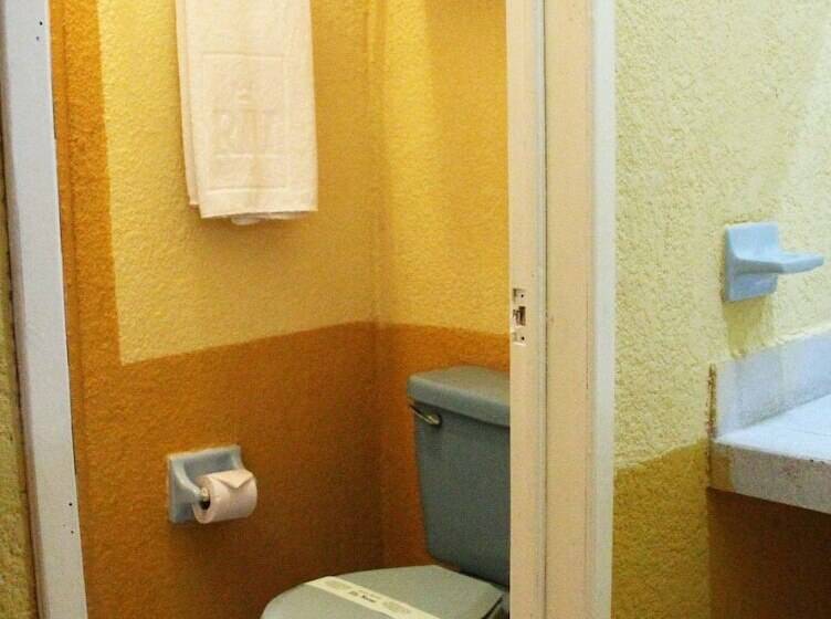 سوییت, Suites Elia Noemi