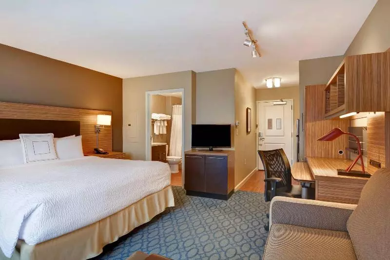 キングサイドベッドのスタンダードワンルーム, Towneplace Suites By Marriott Alexandria
