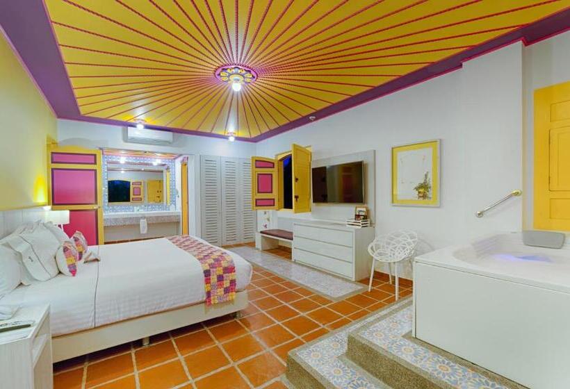 带按摩浴盆的套房, Mocawa Resort