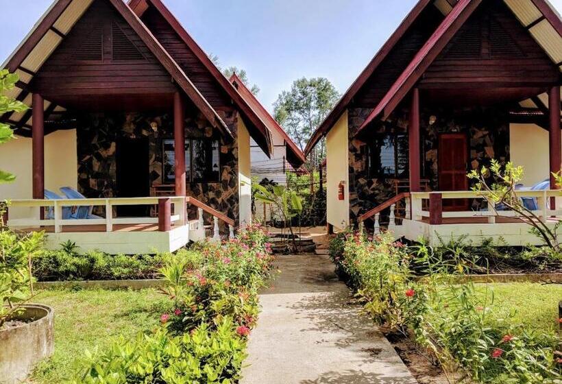 豪华洋房, Lanta Summer House 1