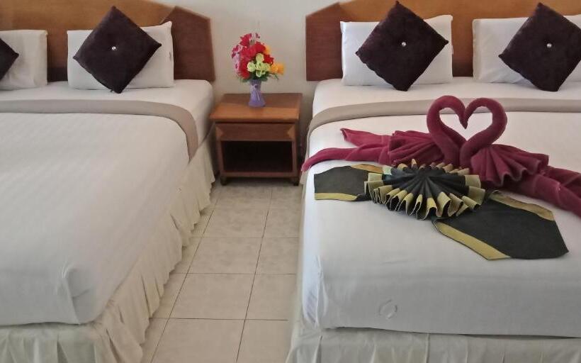 패밀리 룸, Lanta Summer House 1