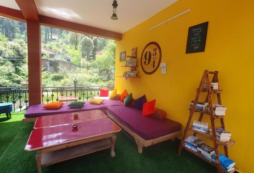 디럭스 룸, Hogwartz Hostel