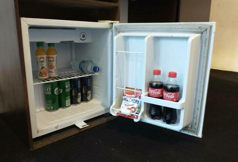 キングサイズベッドのスーペリアルーム, The Wild  Cottage By The River