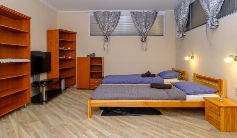 Pokój Standard, Vila24 Levice