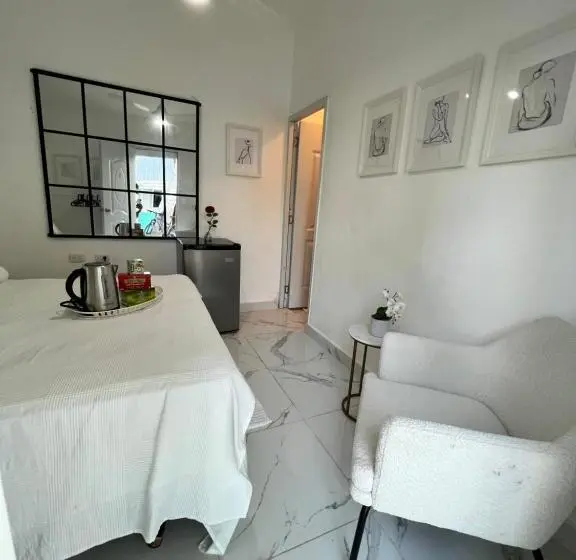 اتاق لوکس, Casa Rosada Beach Front