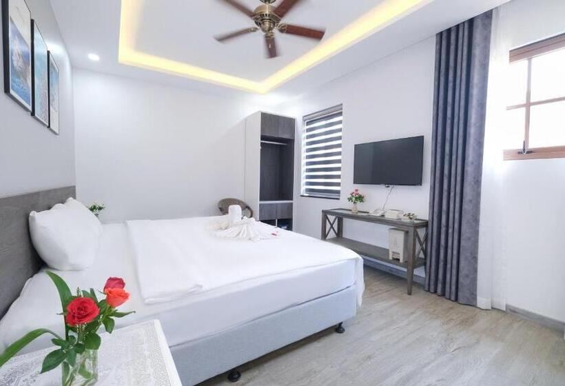 اتاق استاندارد با تخت بزرگ, Bella Hotel Phu Quoc Free Cable Car And Water Park Tickets