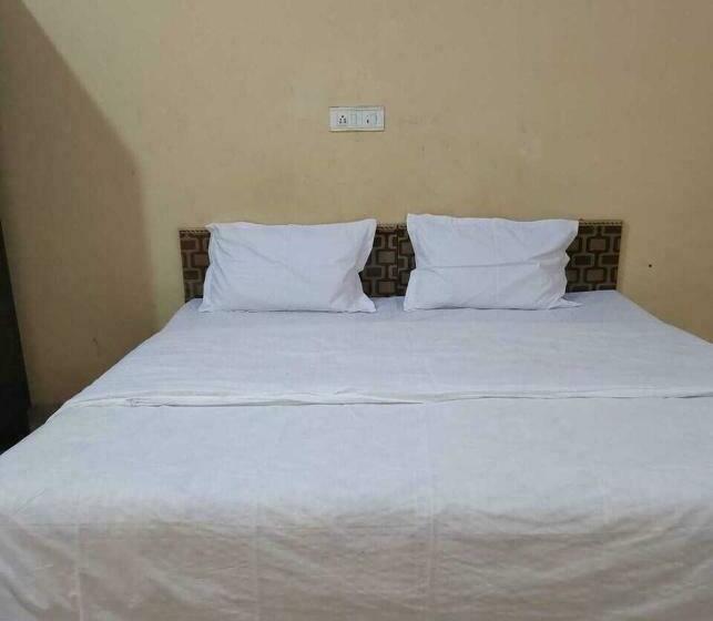 トリプルクラシックルーム, 81157g Amy Inn