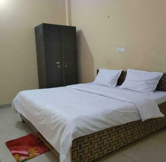 Трехместный Номер Классика, 81157g Amy Inn