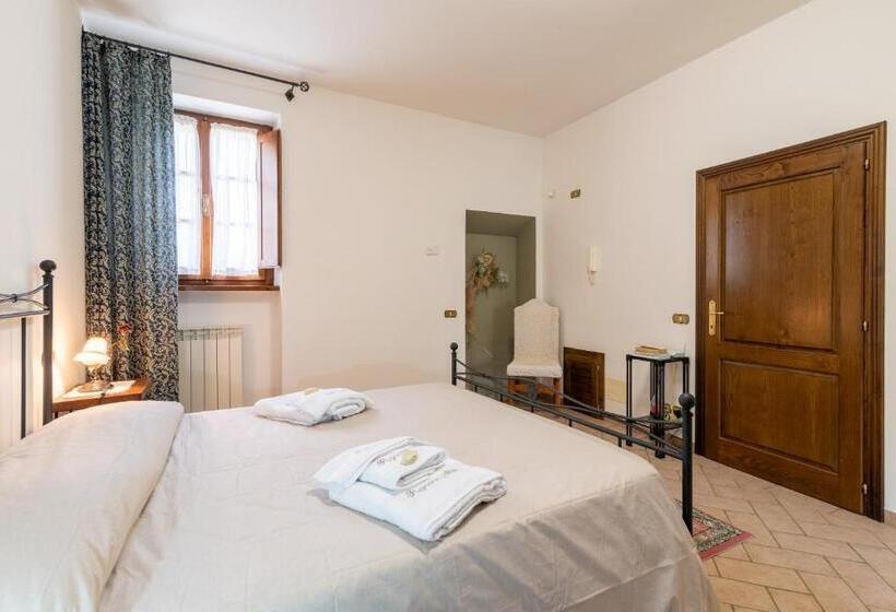 דירת חדר סופריור, Pugnano Alto Appartamento Grano