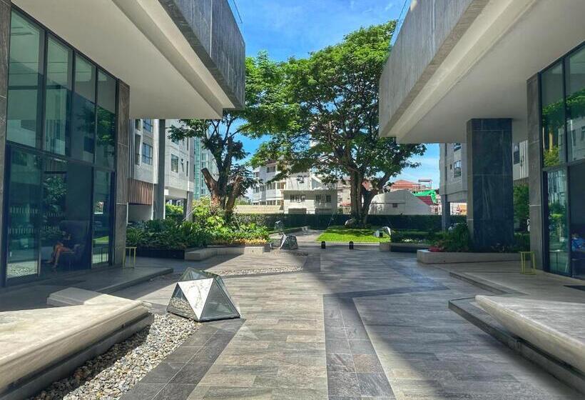 Apartamento 1 Dormitório com Sacada, The Base Central Pattaya By Wwc