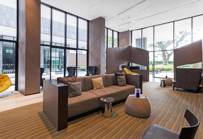 Apartamento 1 Dormitório com Sacada, The Base Central Pattaya By Wwc