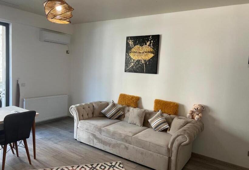 带1个卧室的豪华公寓, Almar Luxury Residence   Renting Apartments & Free Pool