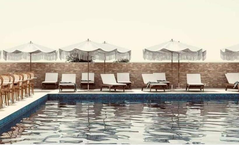 标准工作室带泳池景, Almar Luxury Residence   Renting Apartments & Free Pool