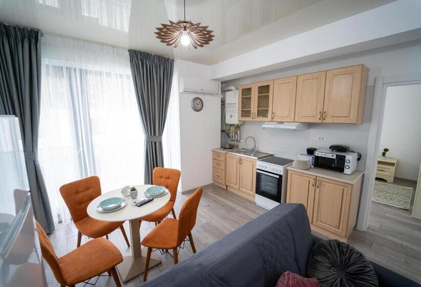 带1个卧室带泳池的公寓, Almar Luxury Residence   Renting Apartments & Free Pool