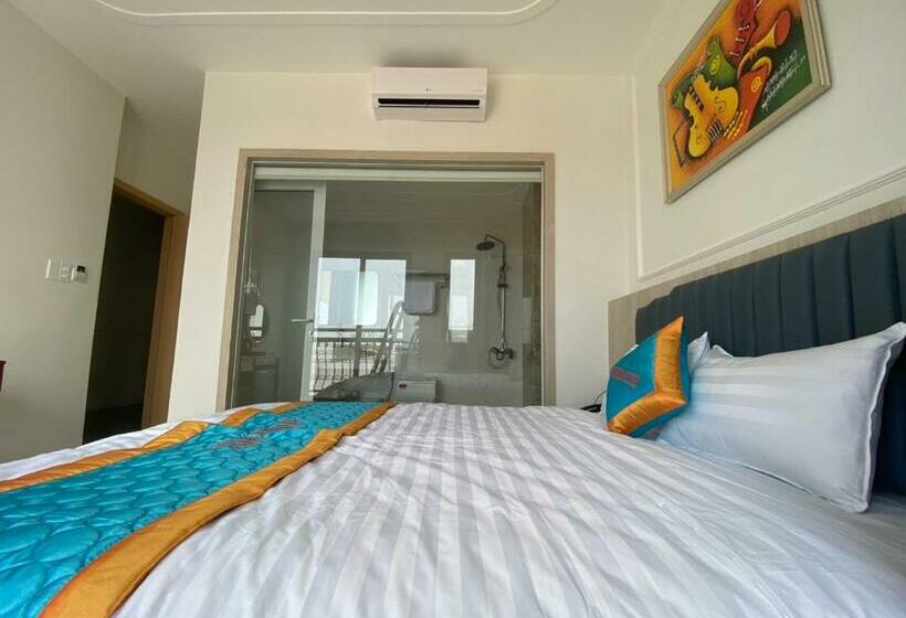 اتاق لوکس با تخت بزرگ, Khách Sạn Biển Xanh