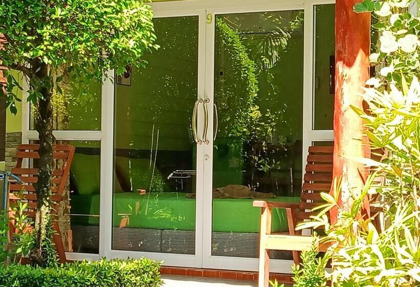 غرفة ديلوكس, Lucky Bungalows Koh Mook