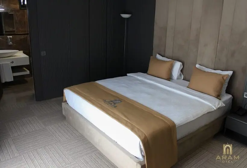 デラックスルーム, Aram Otel Business & Luxury
