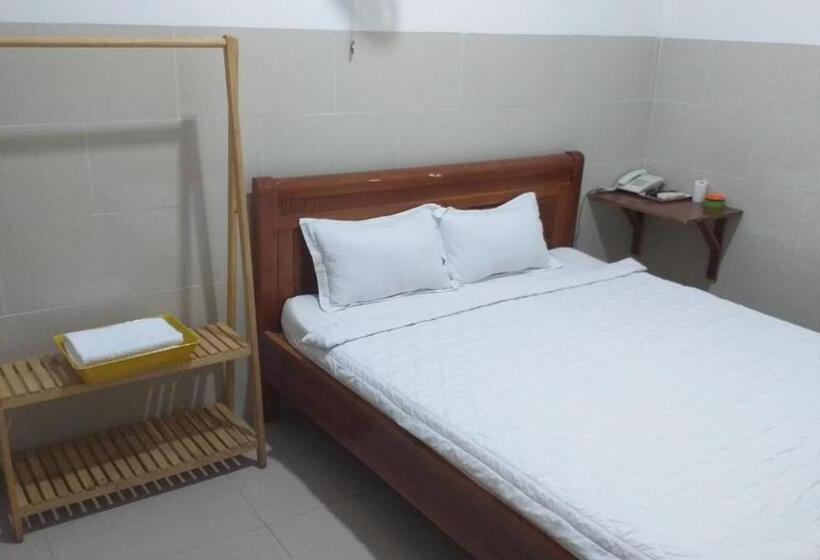 اتاق لوکس خانوادگی, Khách Sạn Ngọc Hiền