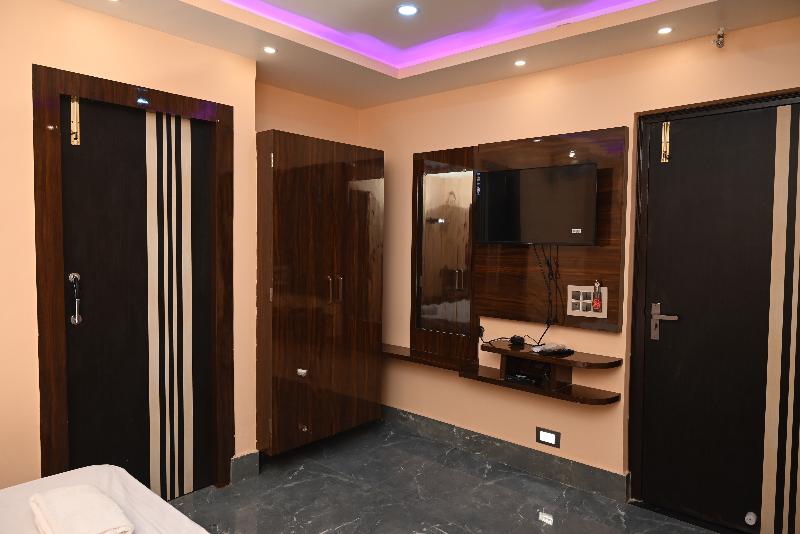 חדר סטנדרט, Tulusi Inn