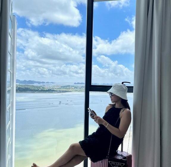 اتاق استاندارد یک نفره, Alacarte Ha Long